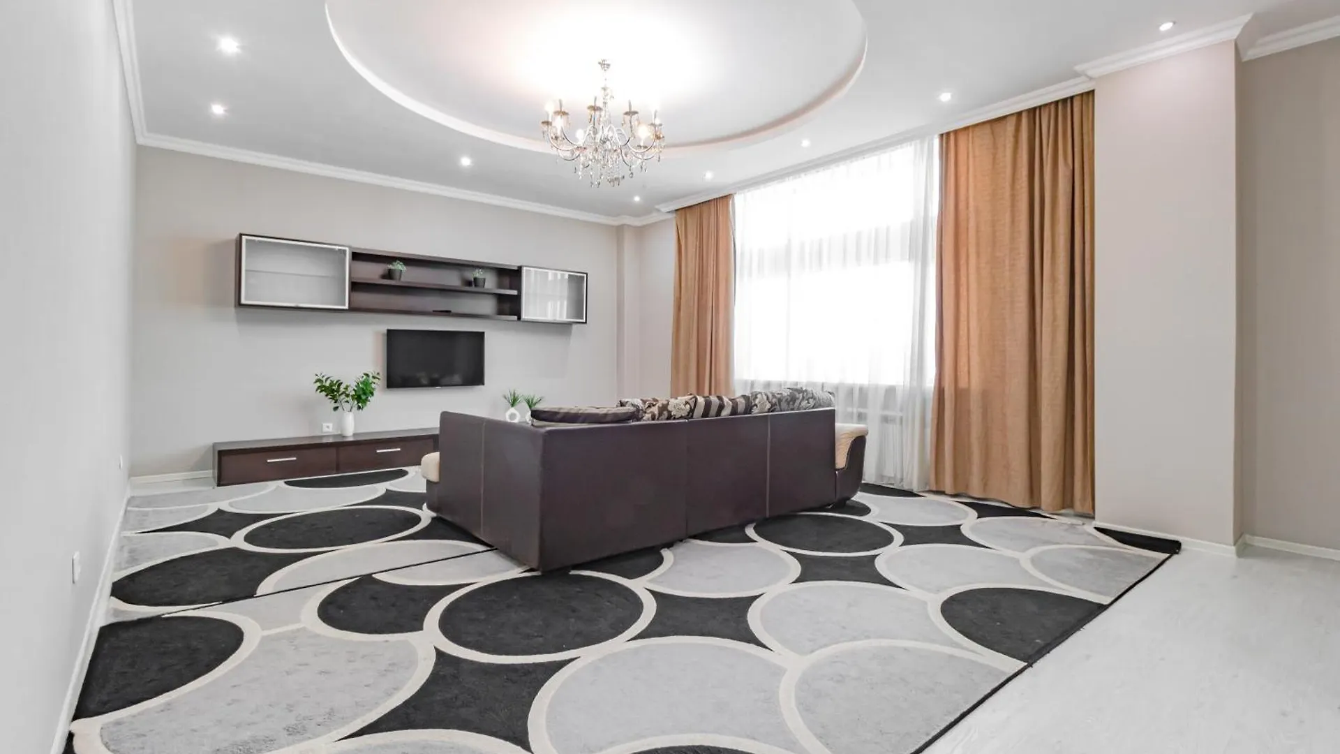 Apartment Spacious Near The Bayterek Monument Nur-Sultan  Kazakhstan