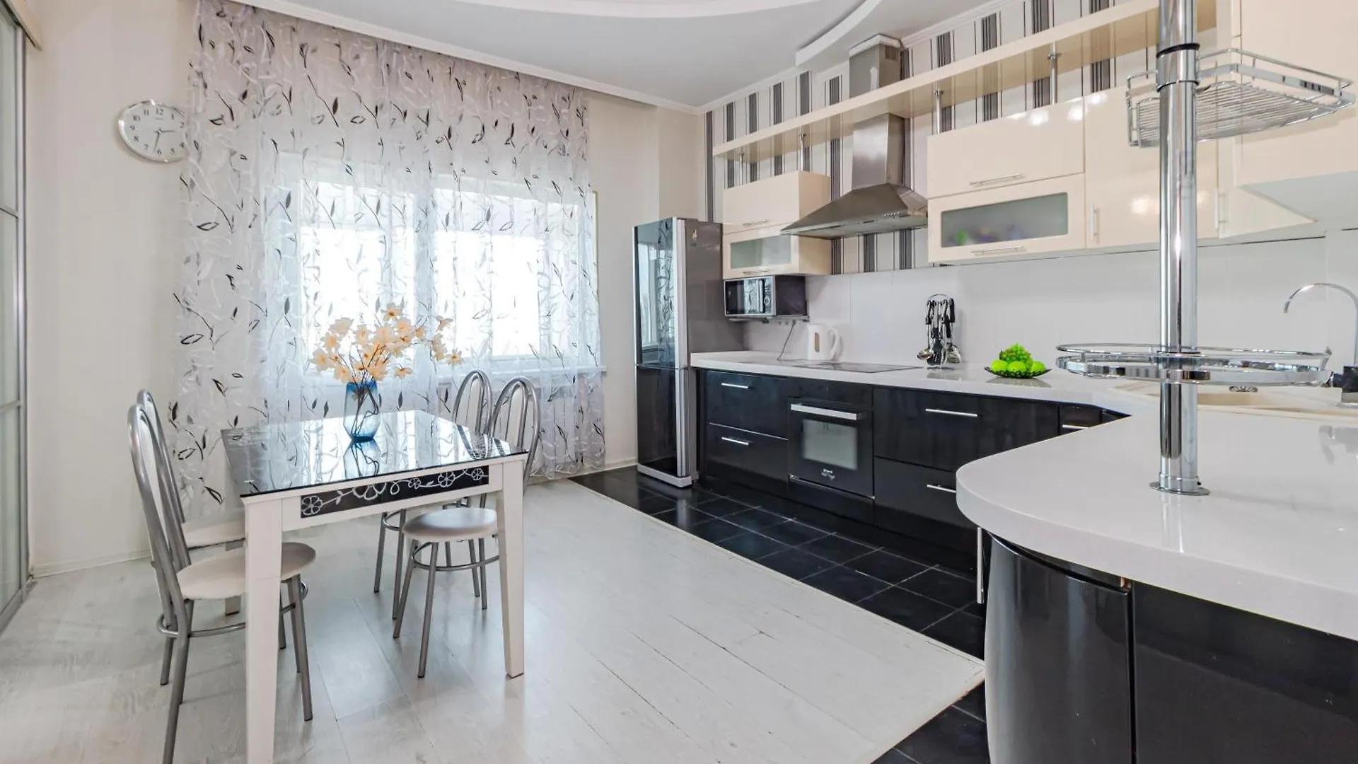 Apartment Spacious Near The Bayterek Monument Nur-Sultan  Kazakhstan